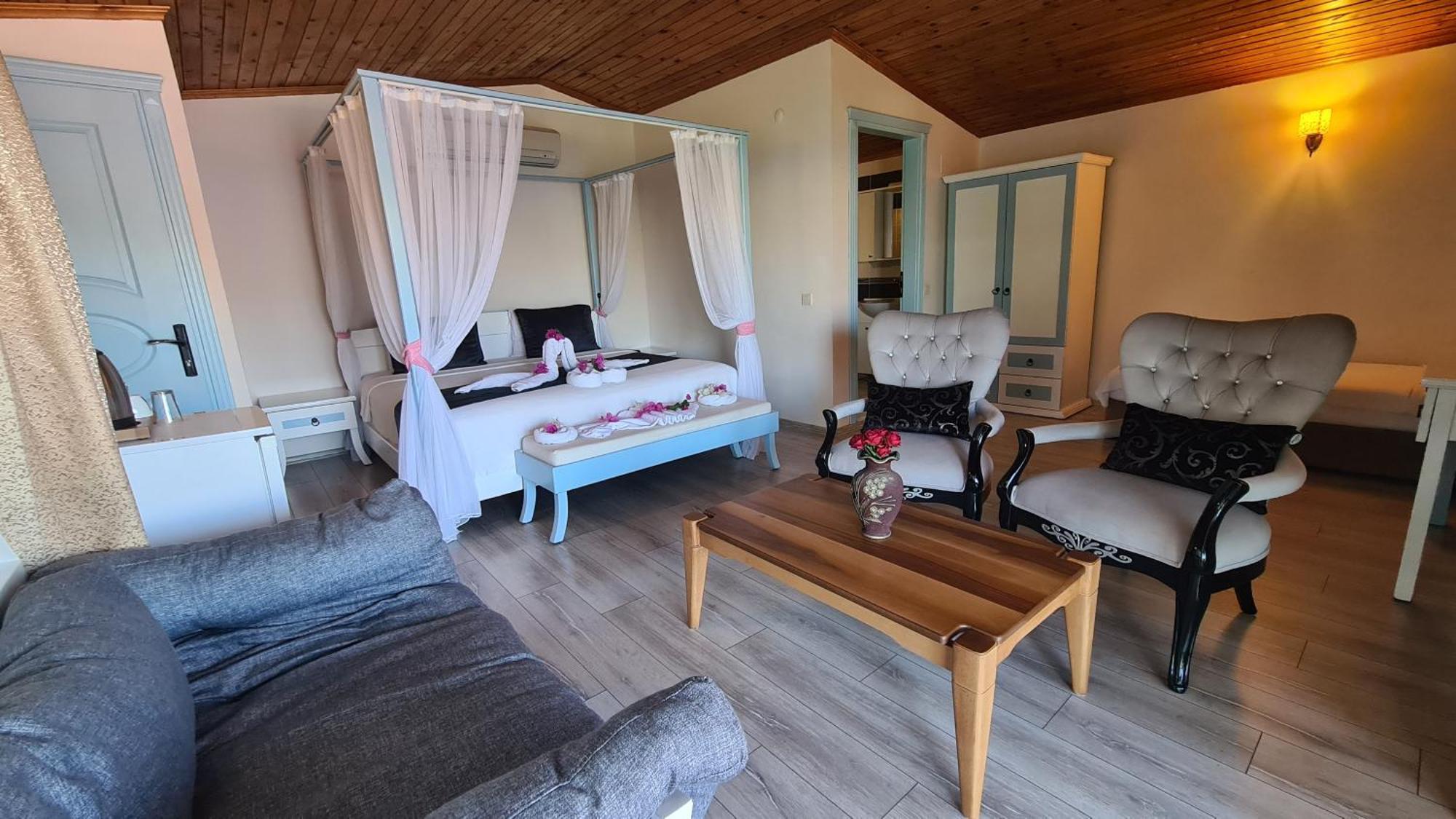 Aphrodite Hotel Бозбурун Екстер'єр фото